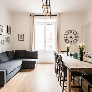 Via Palestrina Apartment Rome