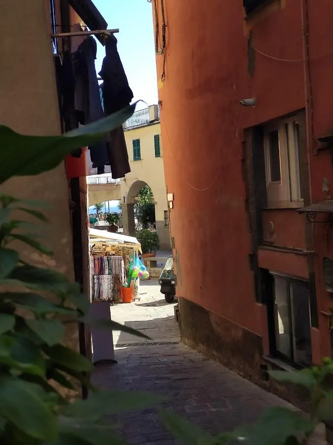 Apartment Chez Tamara With Private Parking And Air Conditioned Monterosso al Mare Italy